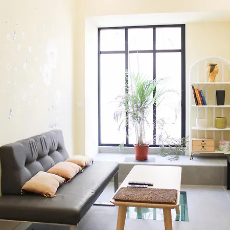 Διαμέρισμα 40m With Sleeping Area & Wifi *